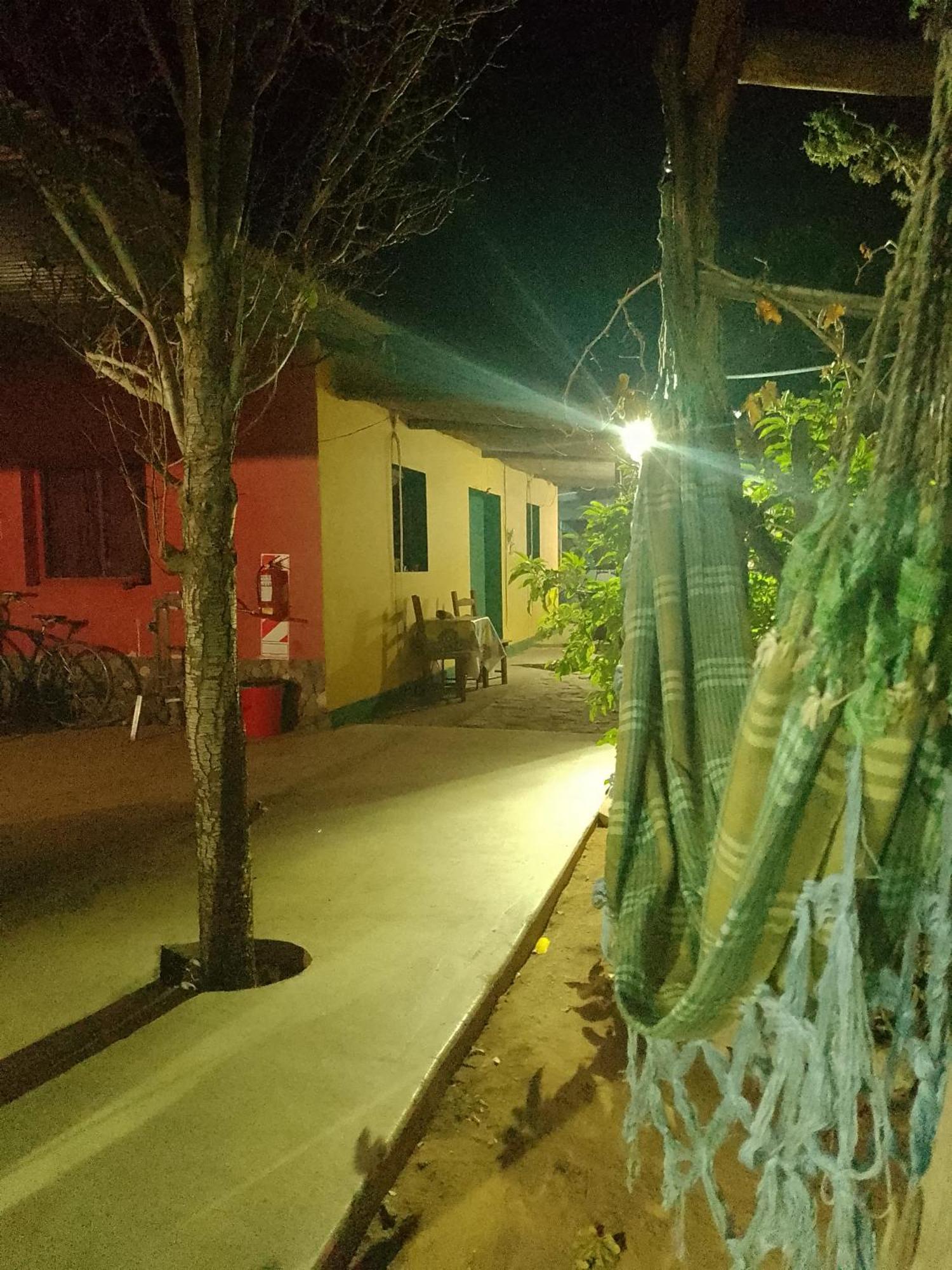 Hospedaje Familiar Raza Mistica فيلا يونون المظهر الخارجي الصورة